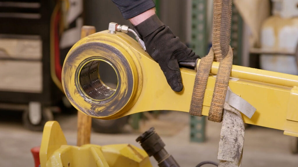 Caterpillar’s how-to resources help customers confidently maintain ...